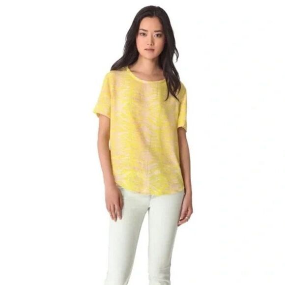 Equipment Femme 100% Silk Riley Top in Canary Animal Print. Size XS. EUC! - Picture 1 of 8
